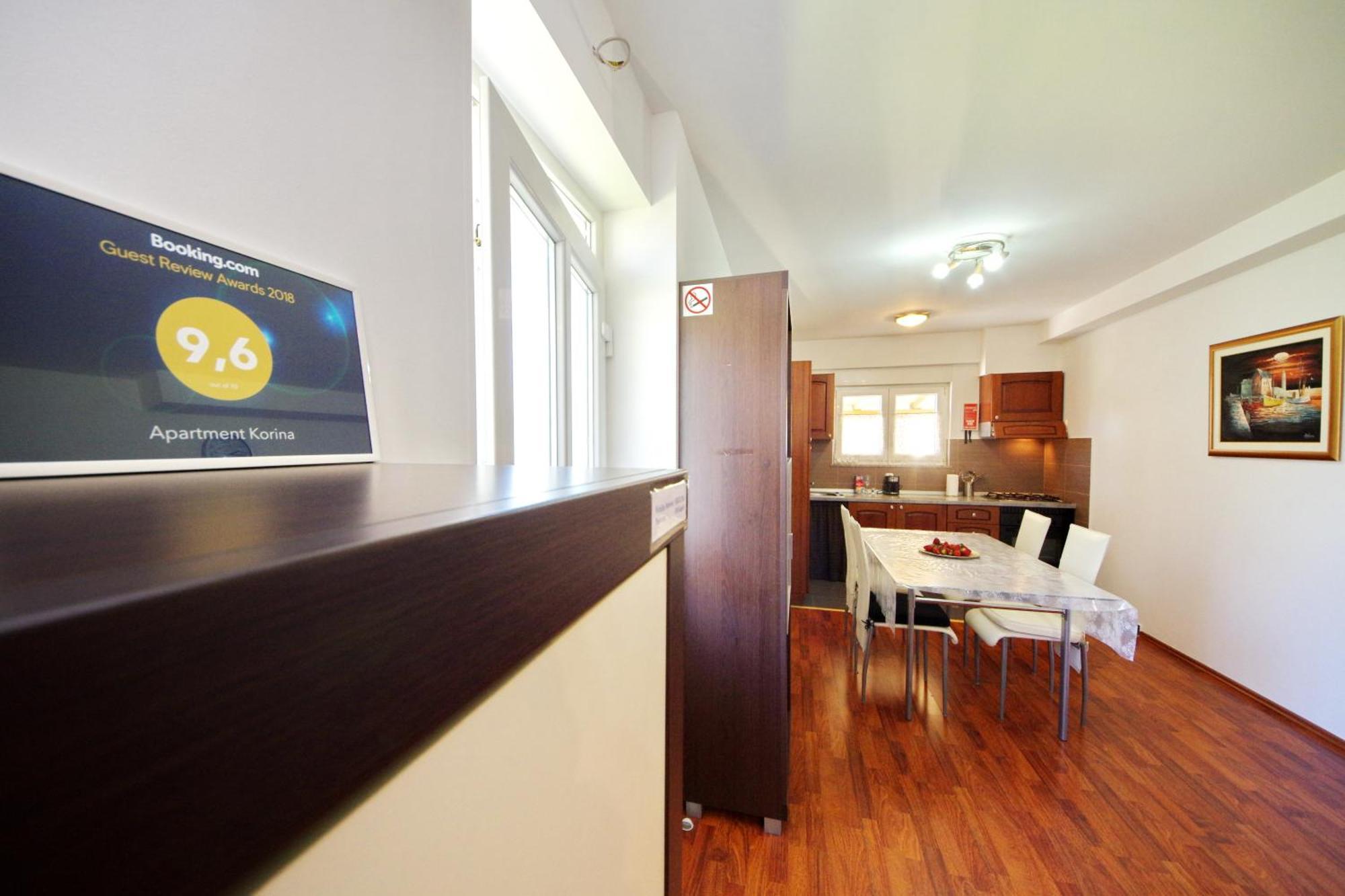 Apartment Korina Zara Esterno foto