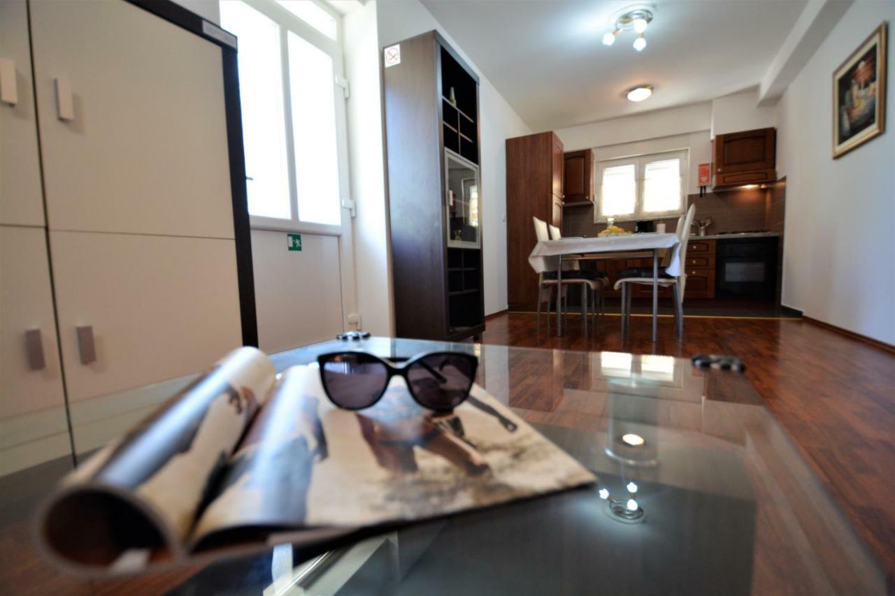 Apartment Korina Zara Esterno foto